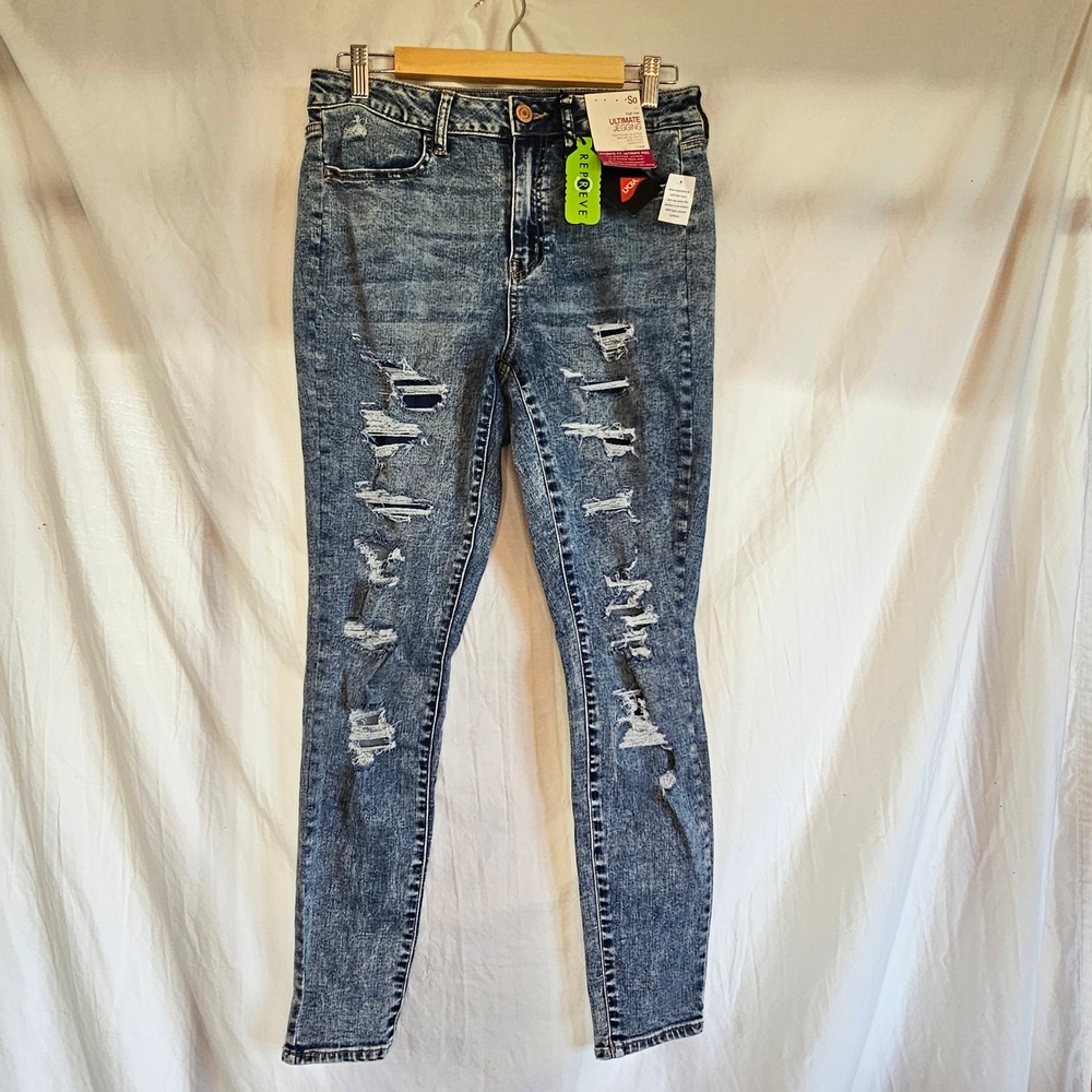 New‎ SO High Rise Ultimate Jegging 11/30W Distressed Acid Wash Blue Denim Skinny